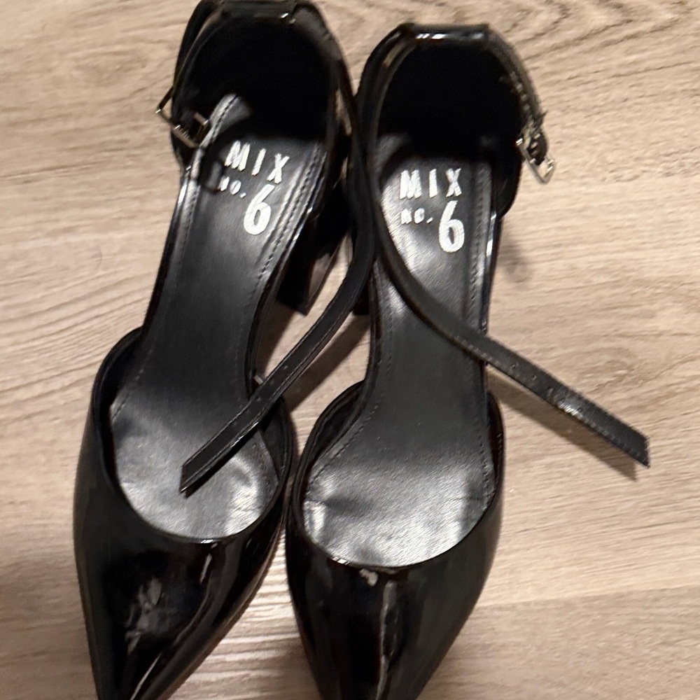 Mix No. 6 Black Patent Heels